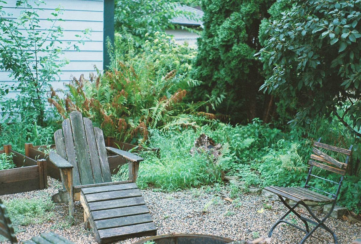 Fire Pit Accessory Outdoor Patio Furniture: Your Cozy Backyard Secret Weapon