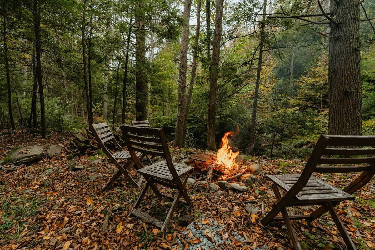 How to Build an Outdoor Fire Pit Area DIY That Actually Lasts